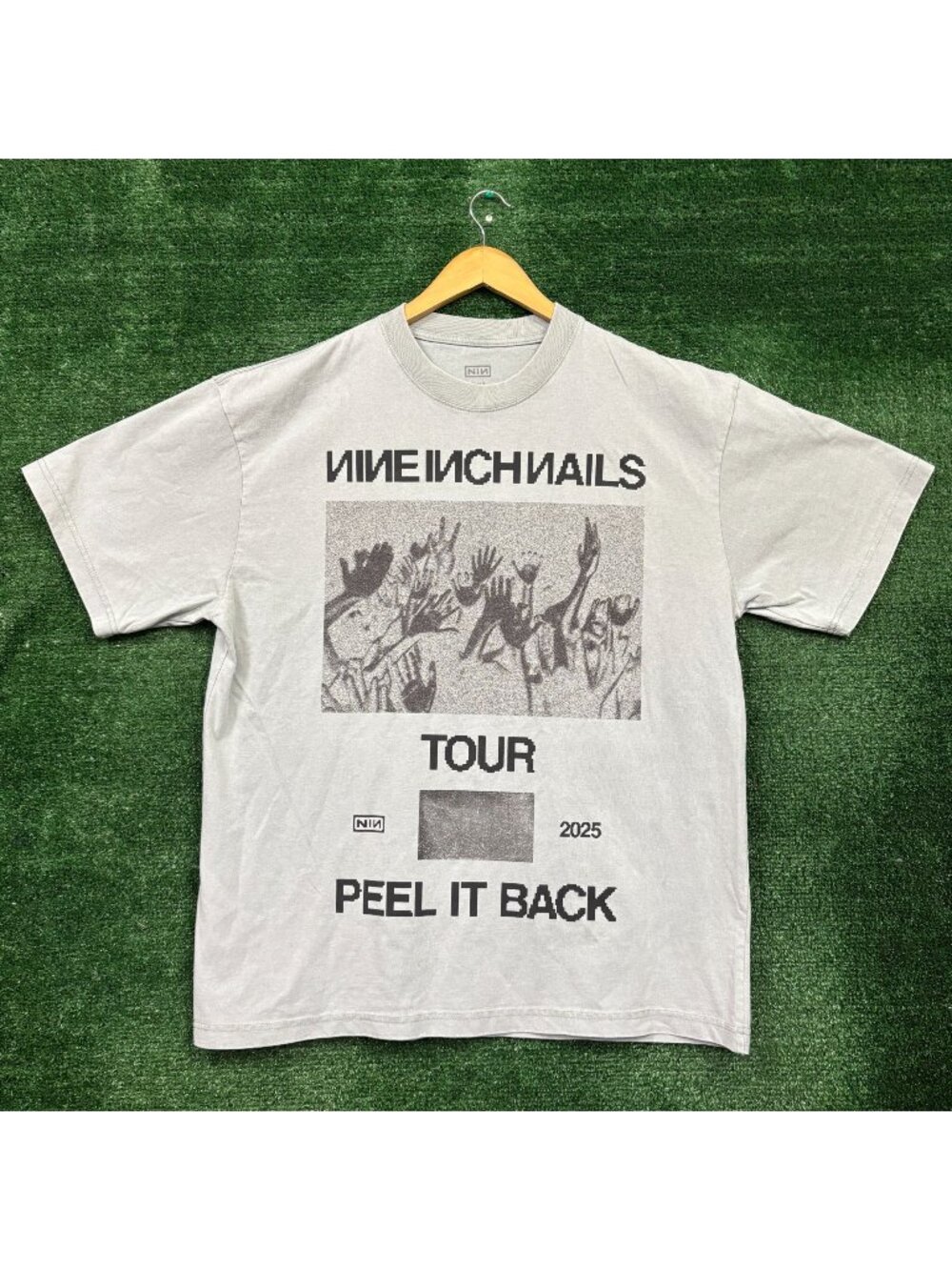 Nine Inch Nails Peel It Back Tour Rock Band T-Shirt Size Extra Large